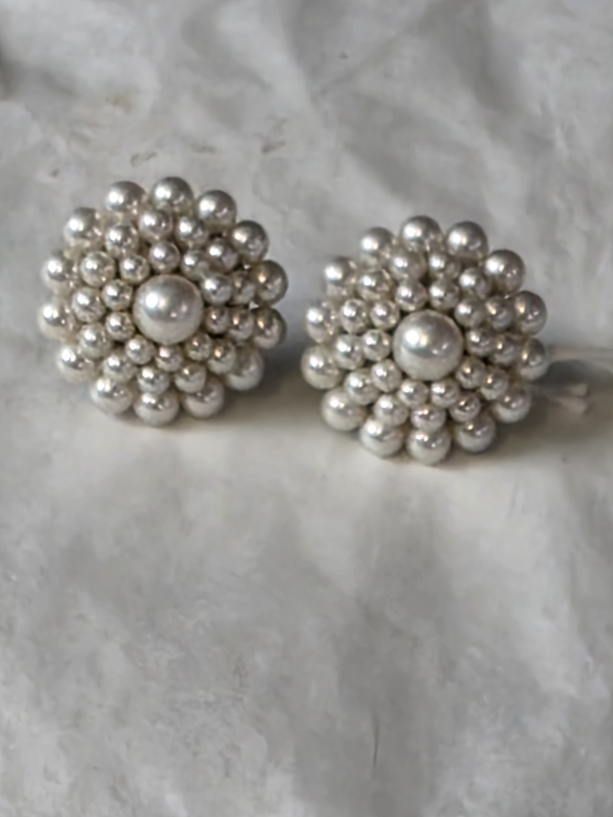 Vtg 1950s Mikimoto 38 Pearl W/ Silver Screw Back Earrings