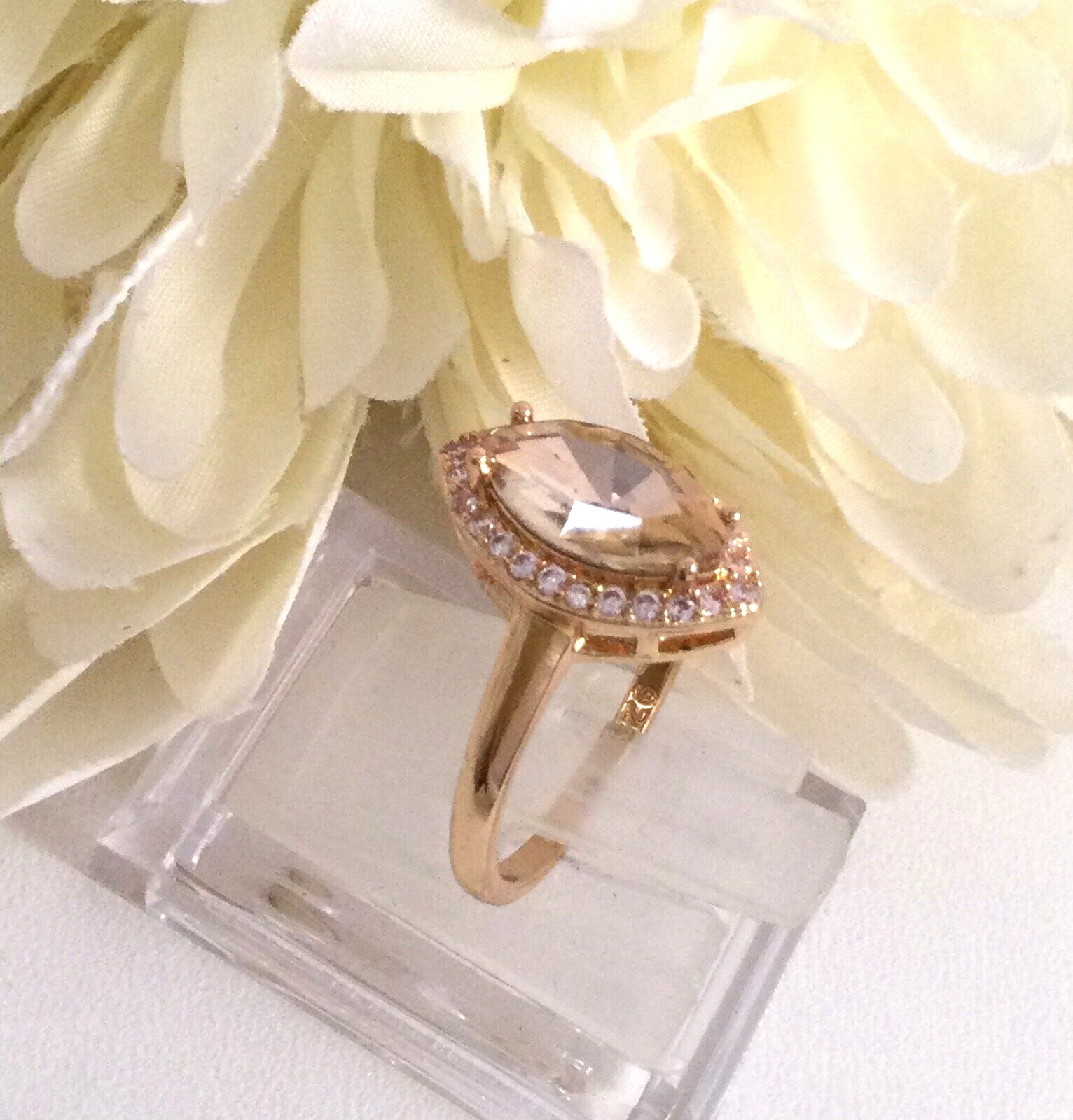 Vintage Jewellery Gold Ring Champagne White Sapphires Antique Deco Jewelry sz R