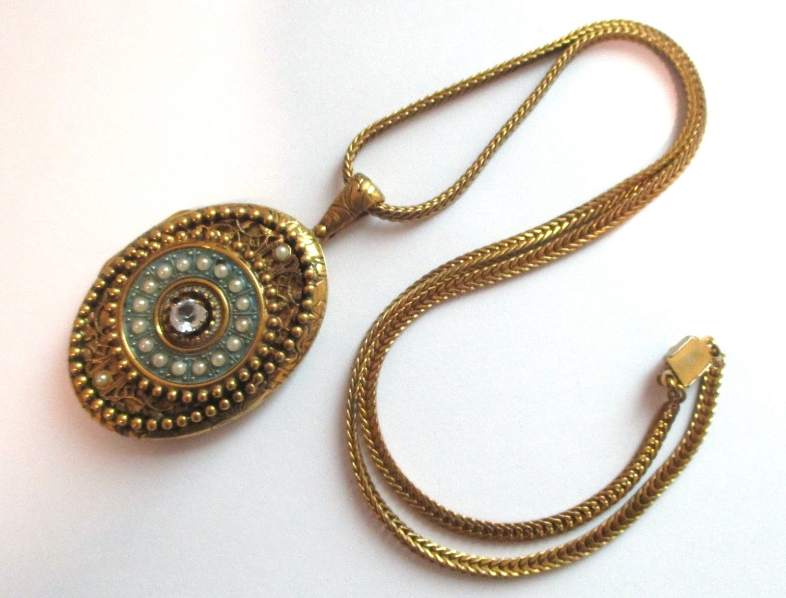LARGE VINTAGE VICTORIAN REVIVAL LOCKET WHEAT CHAIN NECKLACE GOLD GILT BRASS