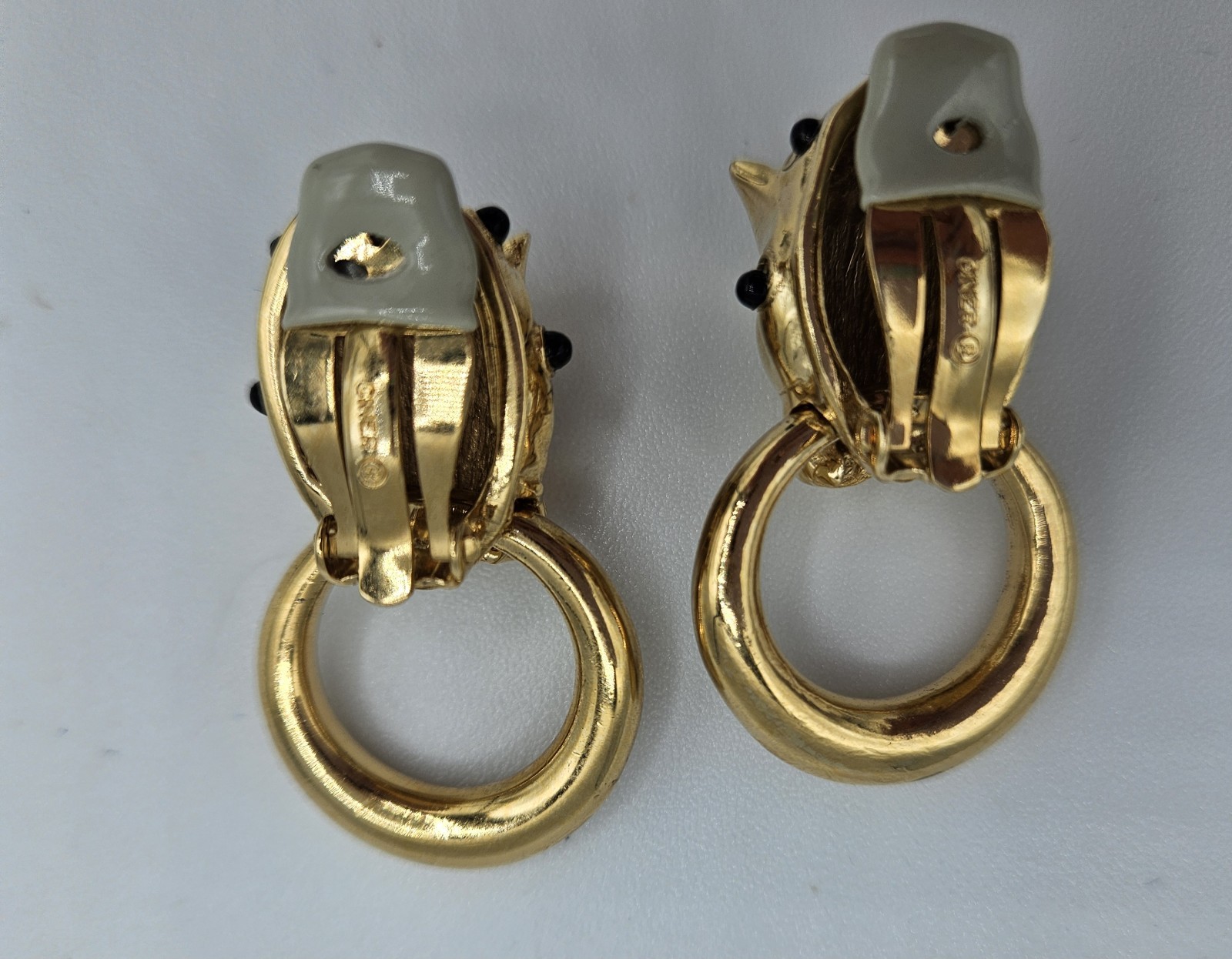 Ciner Door Knocker Gold Tone Clip On Leopard Earrings. Read Discription.