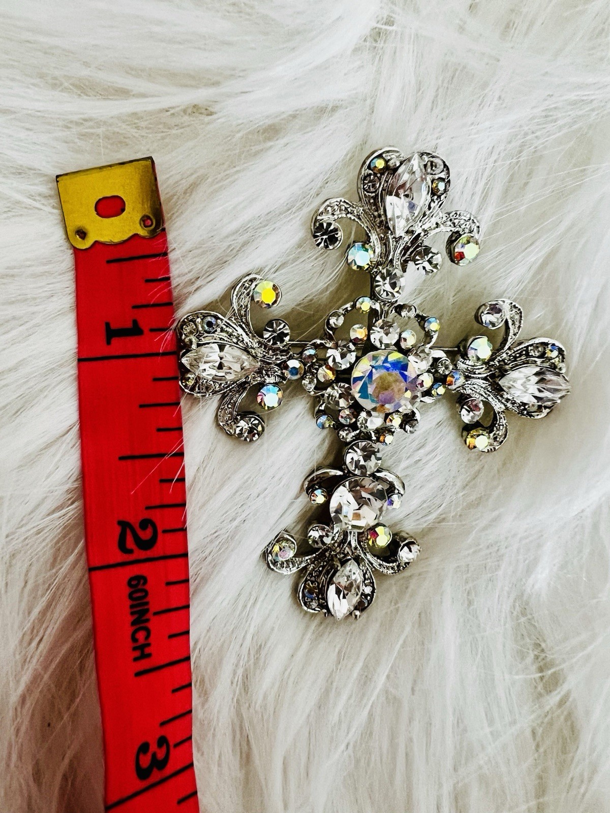 VINTAGE NWT RARE CROSS RHINESTONE BROOCH PENDANT PIN SILVER TONE STUNNING T1