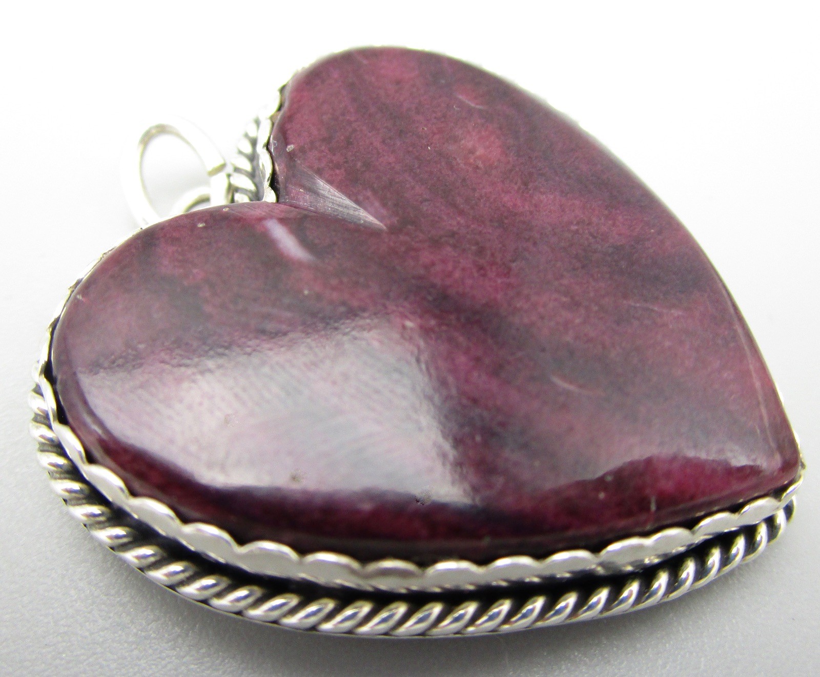 LOVELY 1 3/8″ JOAN SLIFKA STERLING SPINEY OYSTER DOUBLE SIDED HEART PENDANT