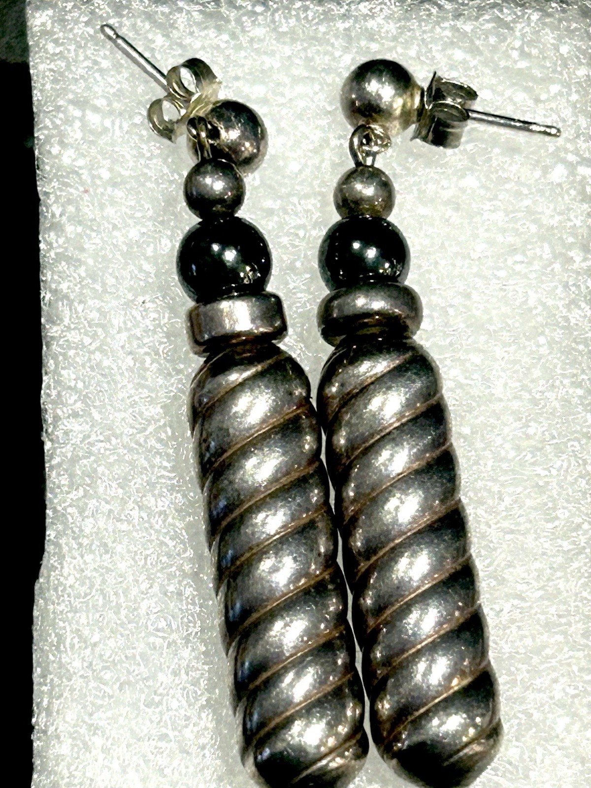 Vntg Native American Sterling Silver Twist Drop Earrings With Hematite Bead 8 Gr