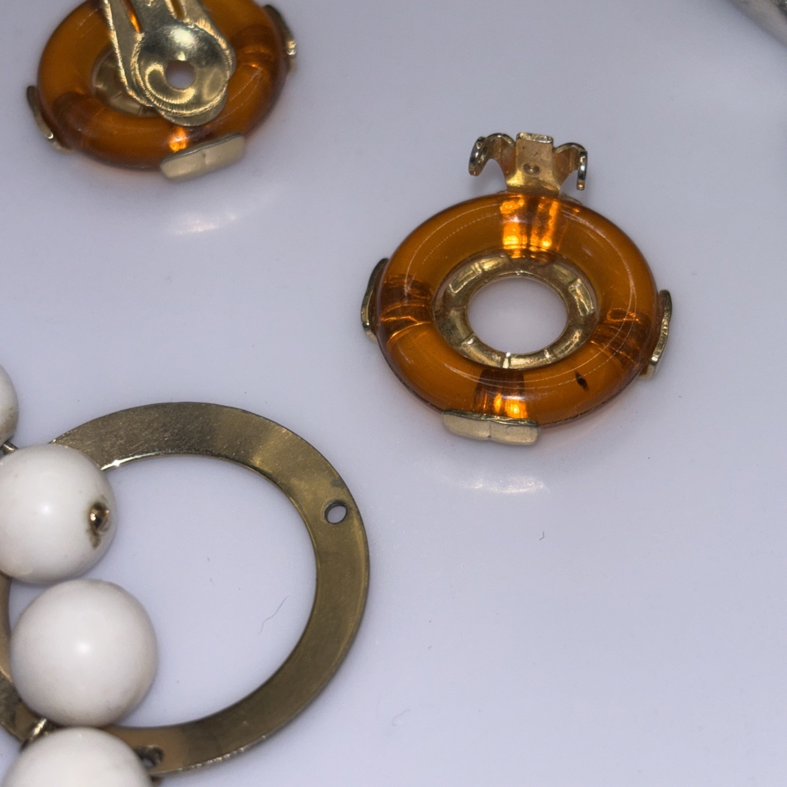 Vtg Sarah Coventry Clip On Earring Jewelry Lot. Estate Auction. See Description