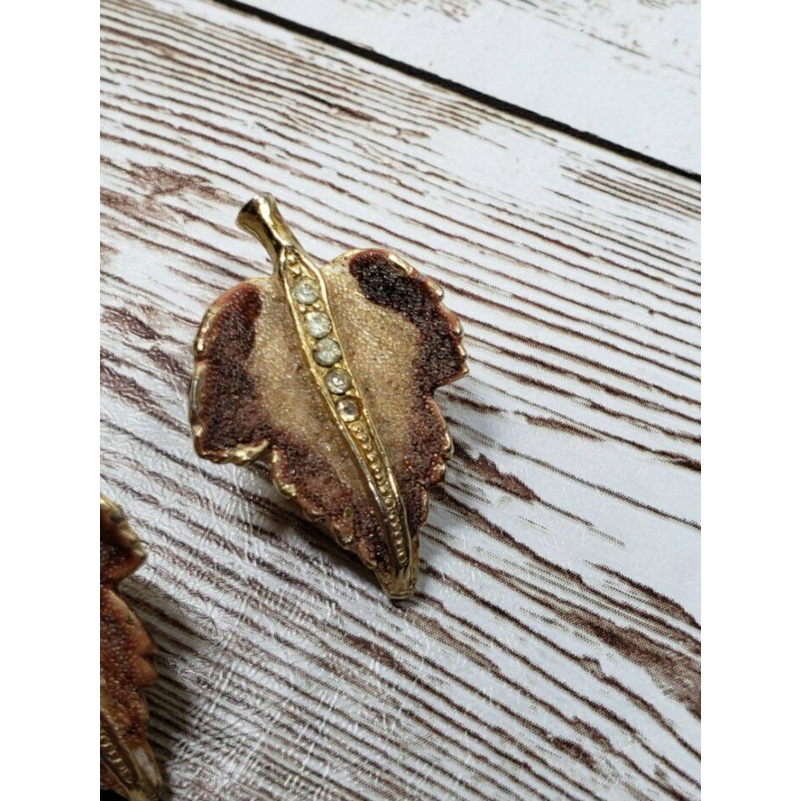 Vintage Clip On Earrings Leaf Earrings with Gold/Red Dusted Texture