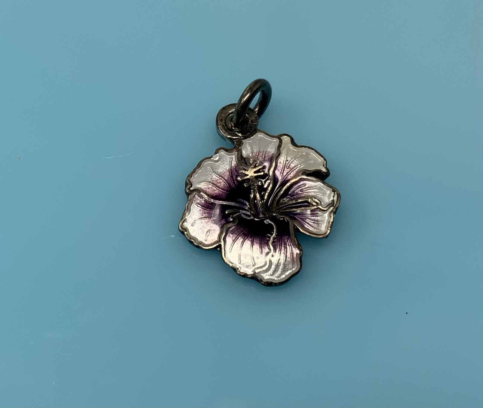 Vintage 980 Sterling Silver Enamel Purple White Hibiscus Mexico Flower Charm 2.2