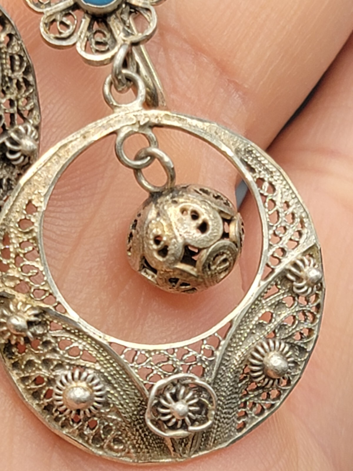 833 Silver Filigree Drop Earrings Turquoise Accent Dangle Vintage Ethnic