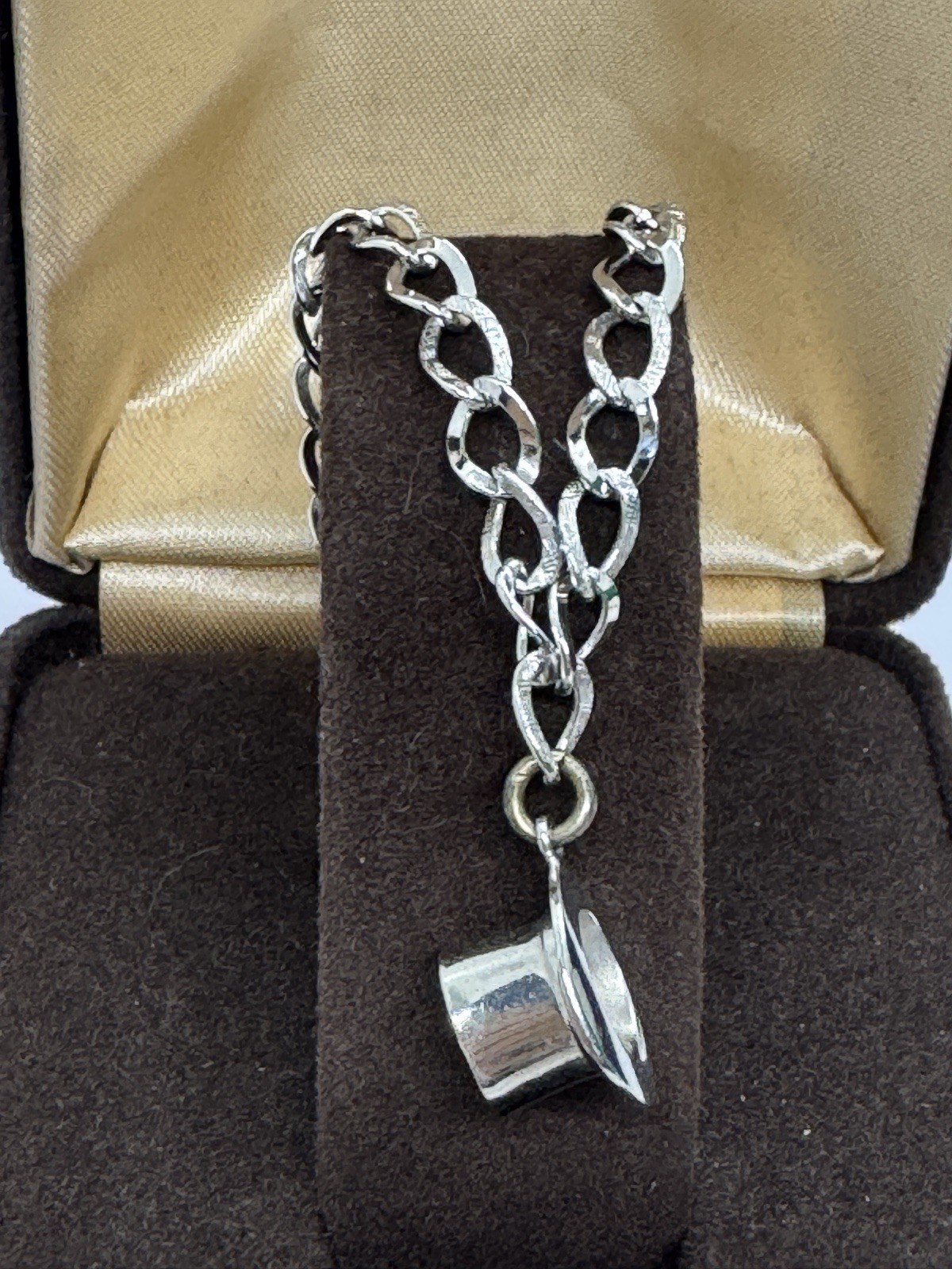 Vintage Sterling Silver Top Hat Charm Bracelet 7″
