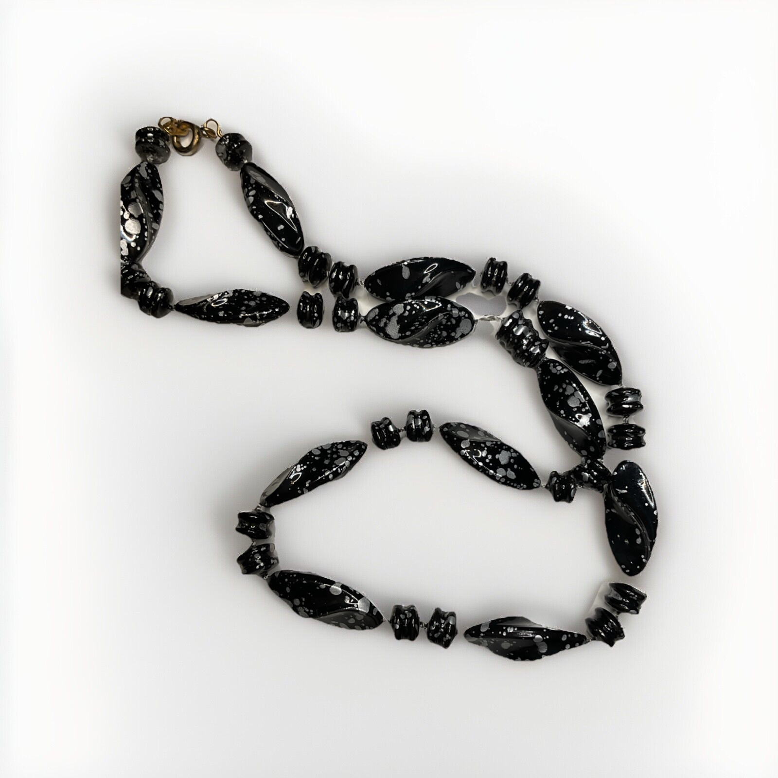 Black & Gray Speckled Beaded 16in Necklace