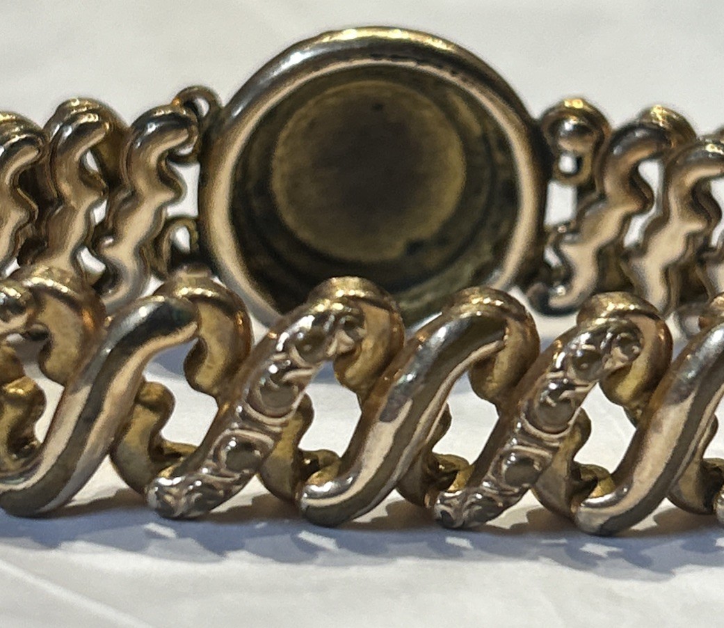 Vintage Gold Filled Engraved Initial Sweetheart Bracelet Letter “B”.