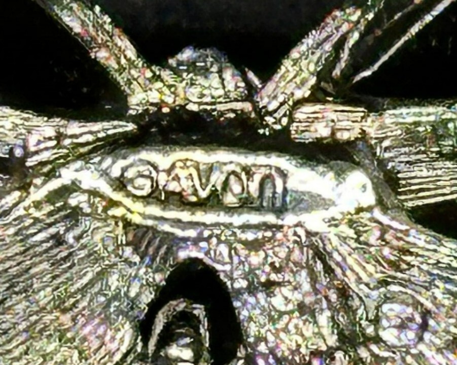 Avon Vintage Bow Brooch May Emerald-Green Birthstone Faux Marcasite Rhinestone