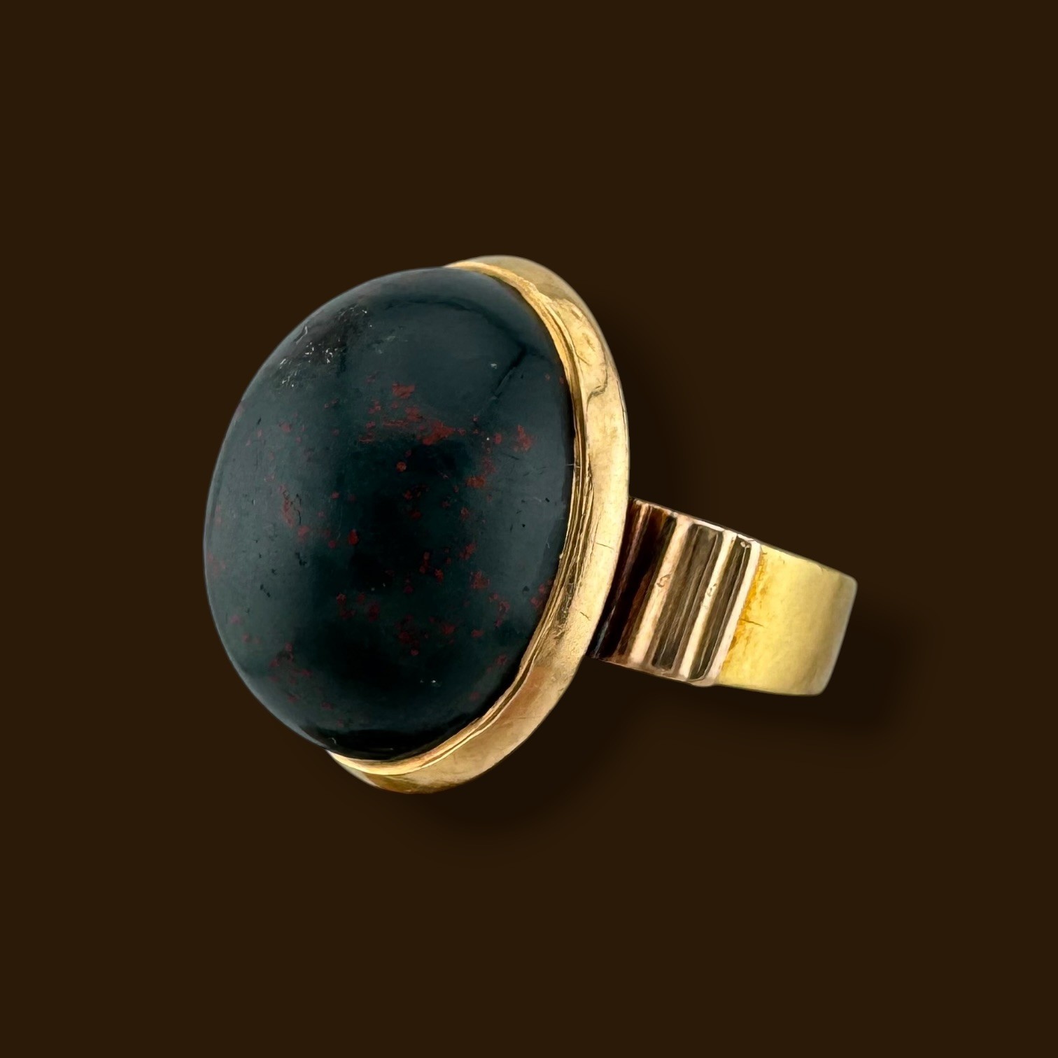Antique Victorian 15 Karat Yellow Gold Bloodstone Cabochon Ring Size 7.75