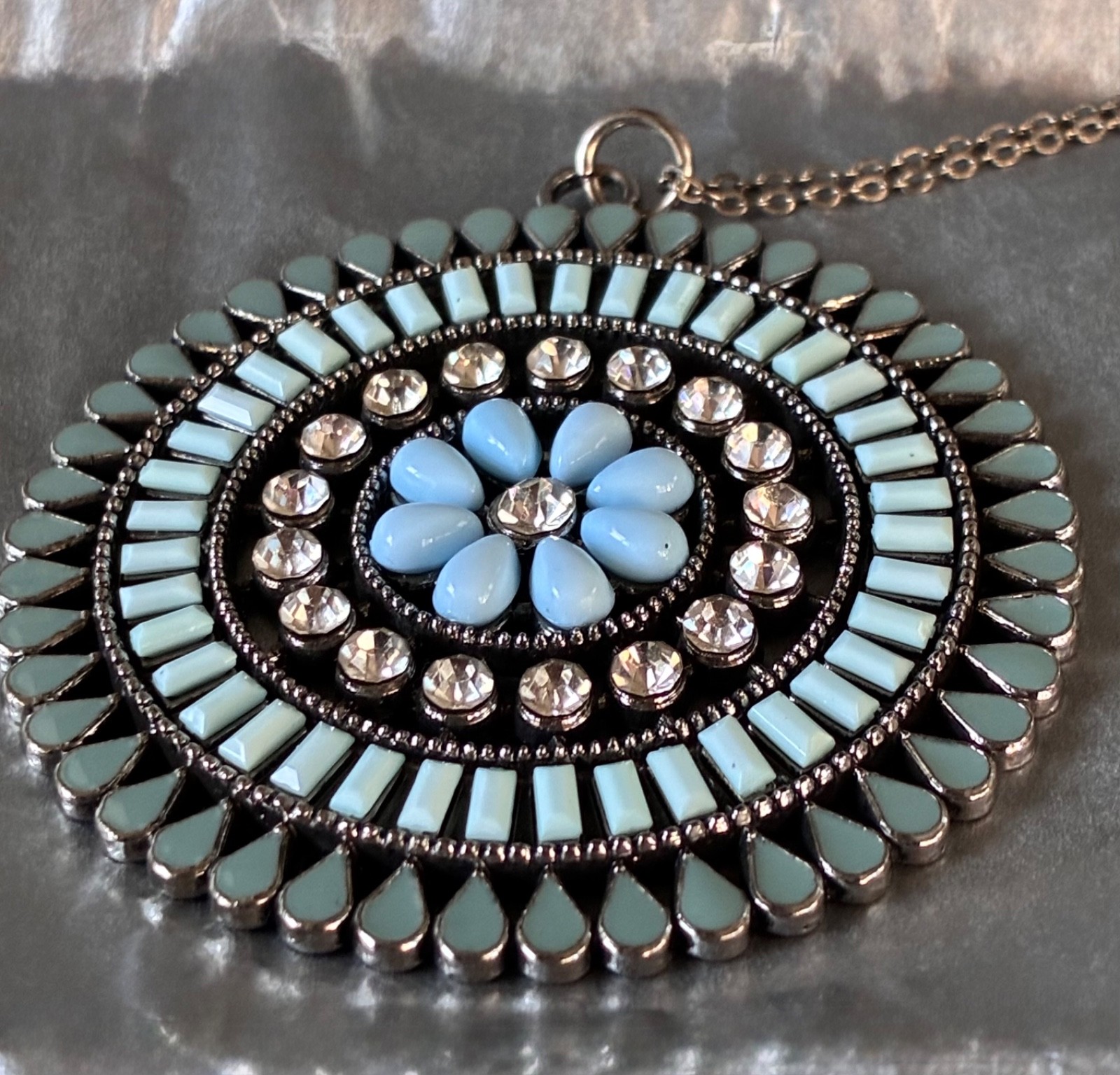 Vintage Zuni Inspired Necklace w/ Round Floral Pendant Blue Teal Rhinestones 17″