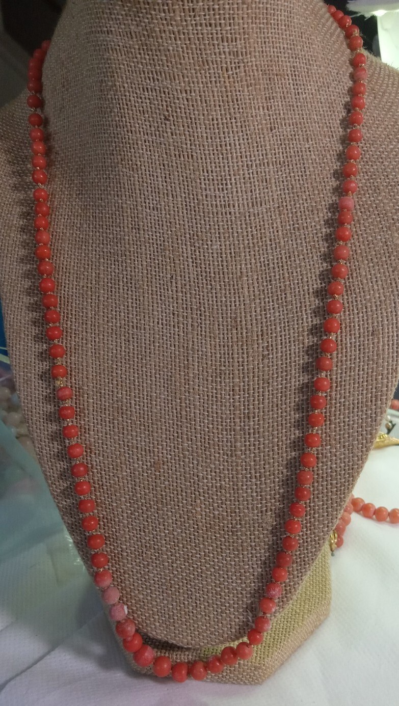 Vtg Mediteranium Coral Unpolished Graduating Beads 10k Clasp Gold Threated 17in