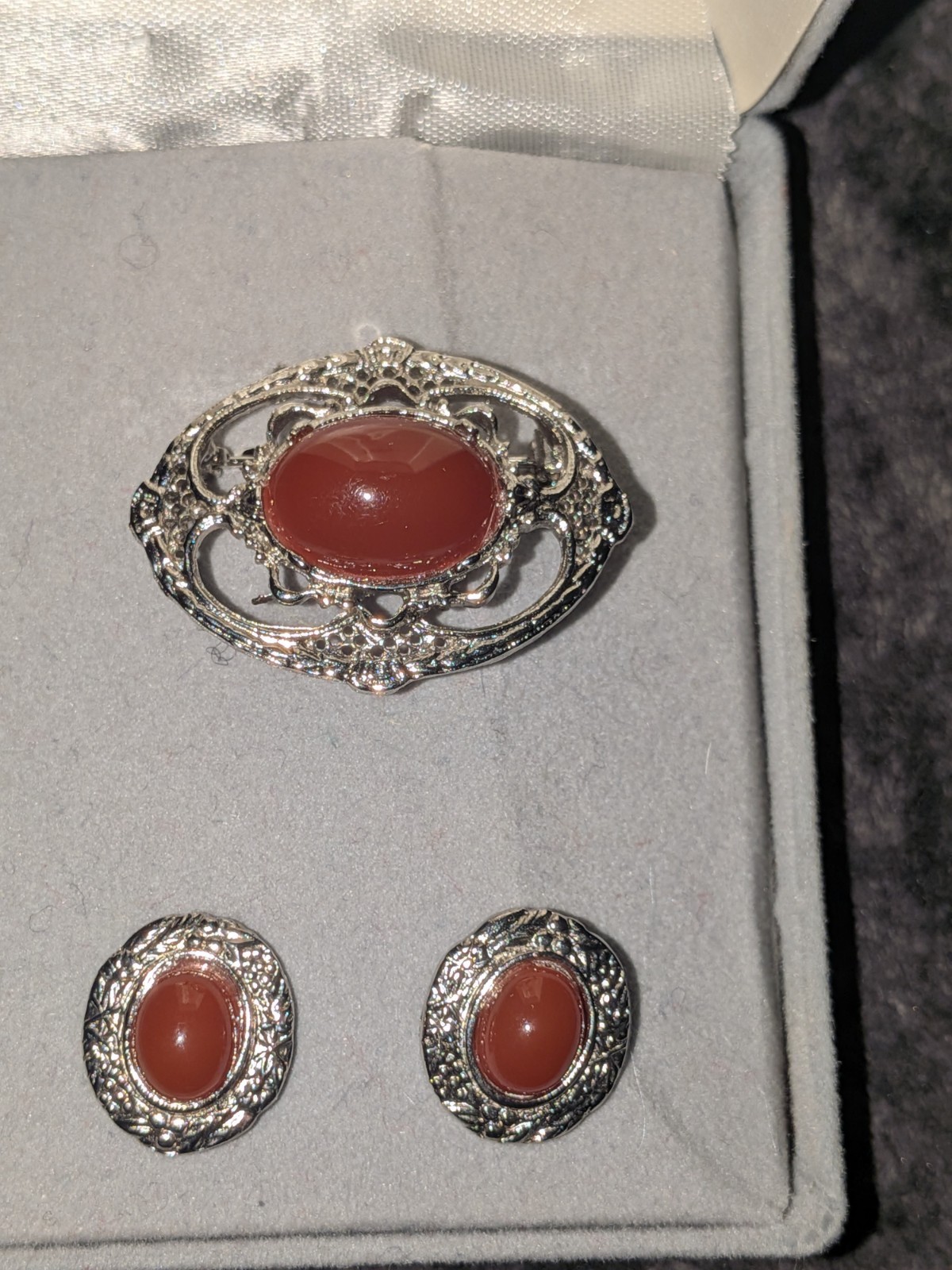 Tacoa Vintage Art Deco-style sterling silver brooch and earrings Sets