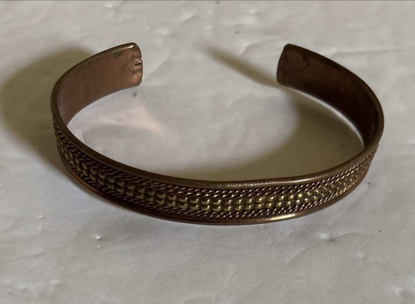 Vintage Metal COPPER South Western Cuff Bracelet 3″ Round