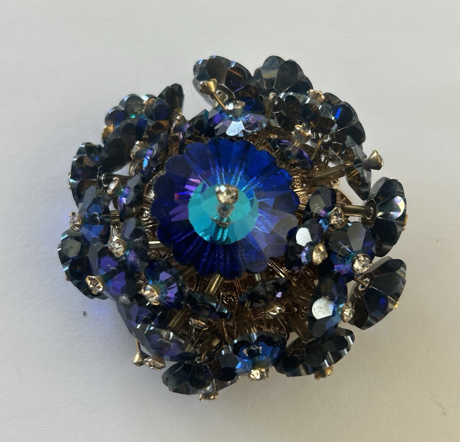 Vtg Signed Vendome Blue Purple Margarita Rivoli Glass AB Brooch And Earrings Set