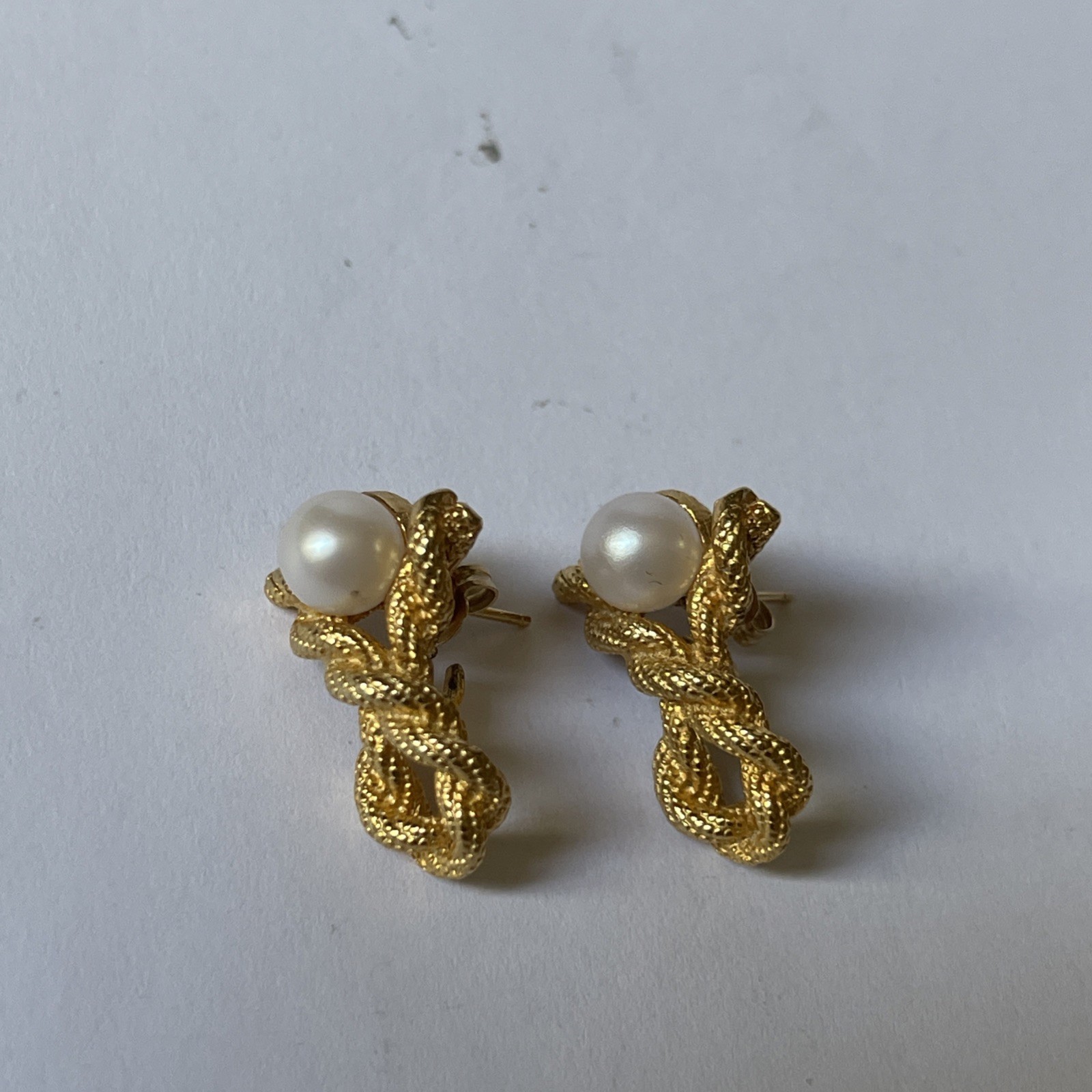 Vintage Gold Tone Knotted Rope Pearl Earrings