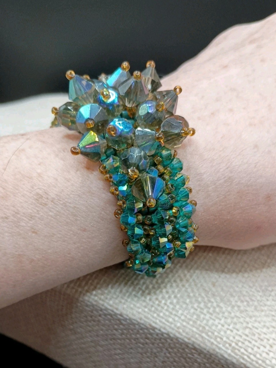 Vintage AB Peacock Beaded Bracelet Cha Cha Party Bow Bicone Glass Blue Green 7″