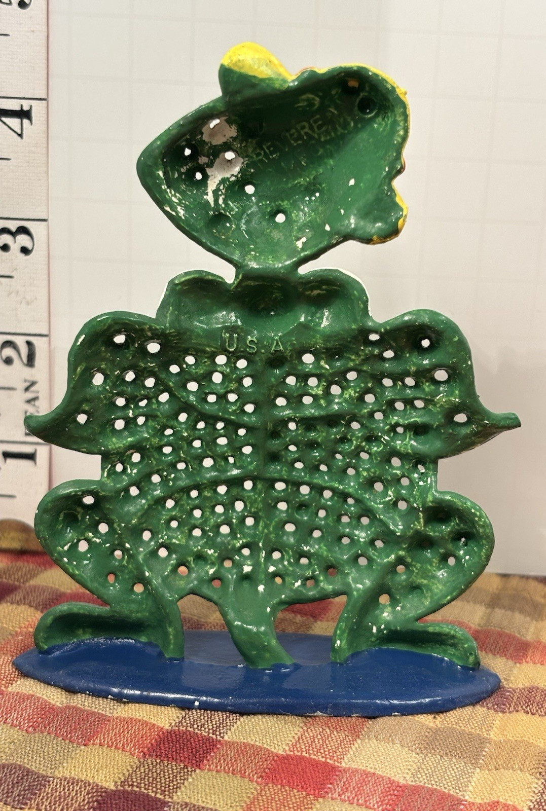 Vintage Revere USA Green 4.5” Cast Iron Turtle Earring Holder Display Googly Eye
