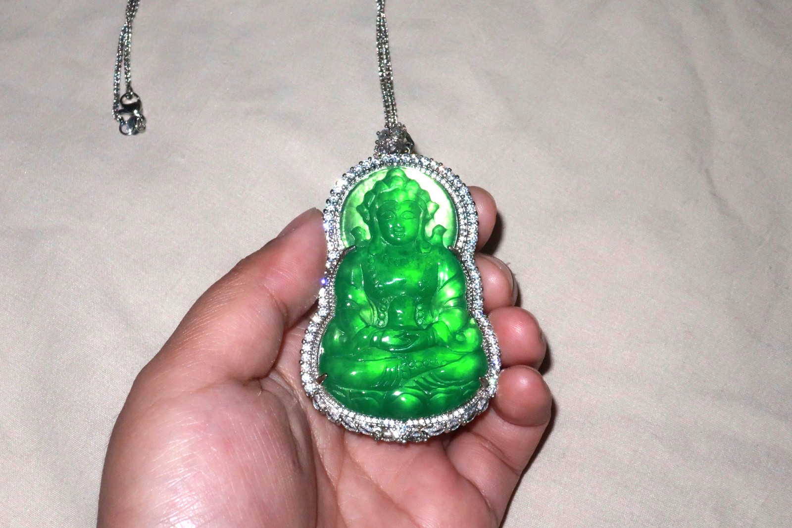 Rare Type A Natural Icy Green Jadeite Guanyin Pendant Translucent Feicui Deity