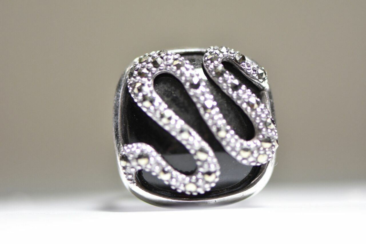 Snake ring onyx marcasites sterling silver women Size 6.75