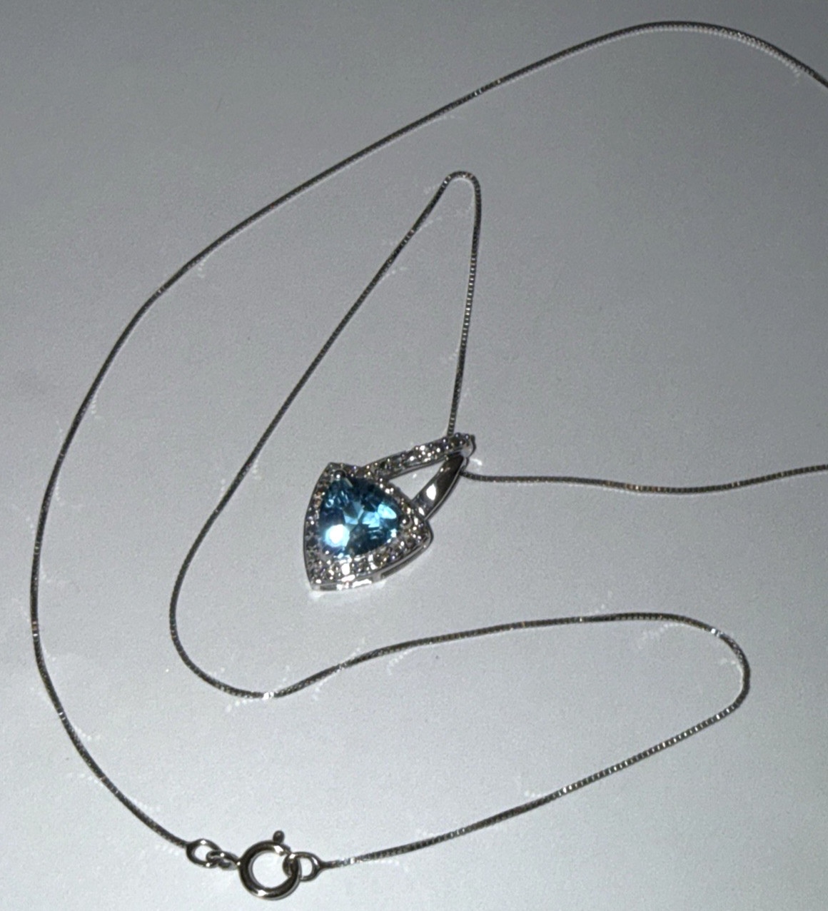 Trillion Cut Blue Topaz Pendant 8 x 8mm and Necklace 18″ Sterling Silver 925 NIB