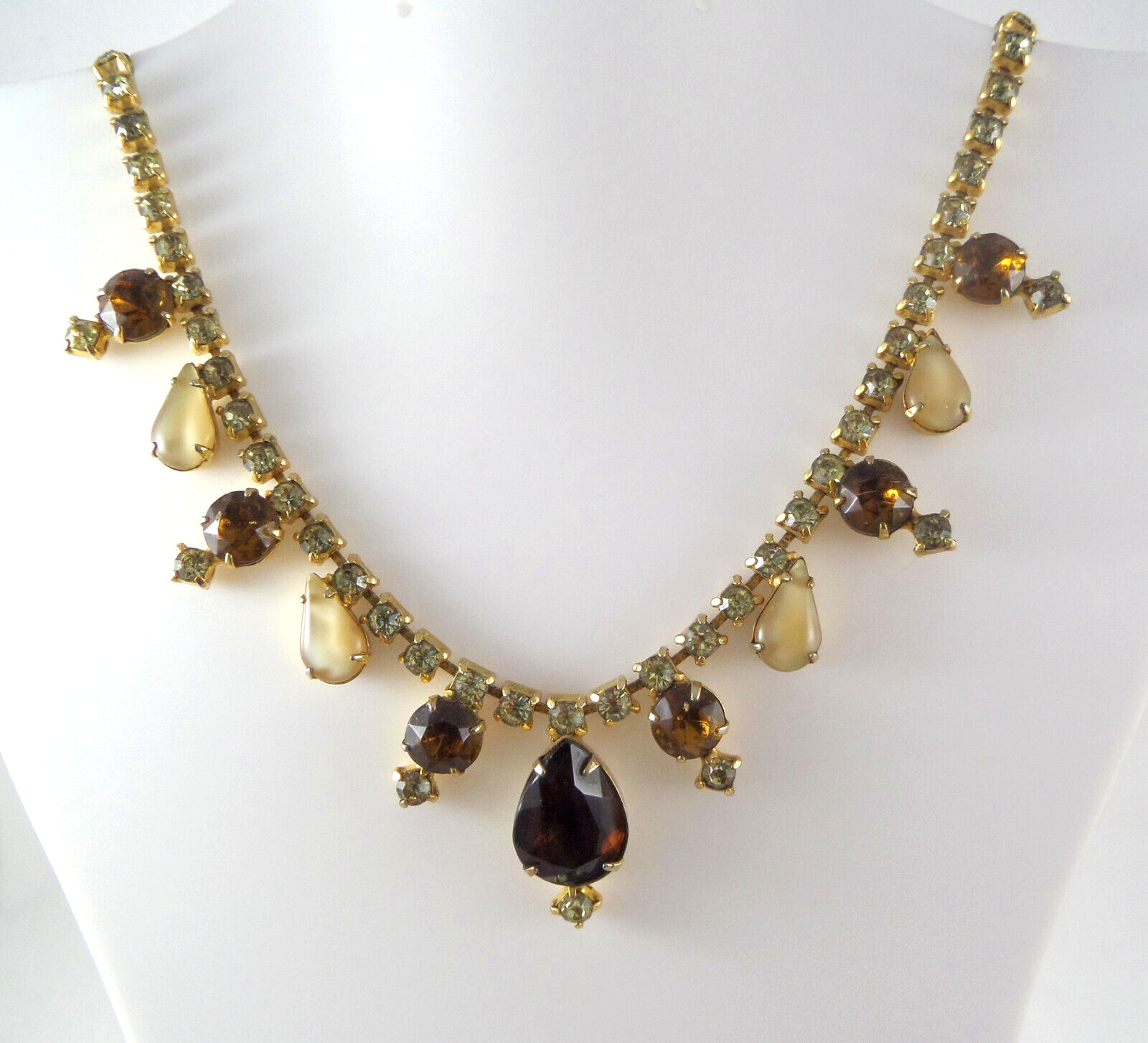 VTG Juliana Style Necklace Yellow & Brown Rhinestones Different Sizes & Shapes