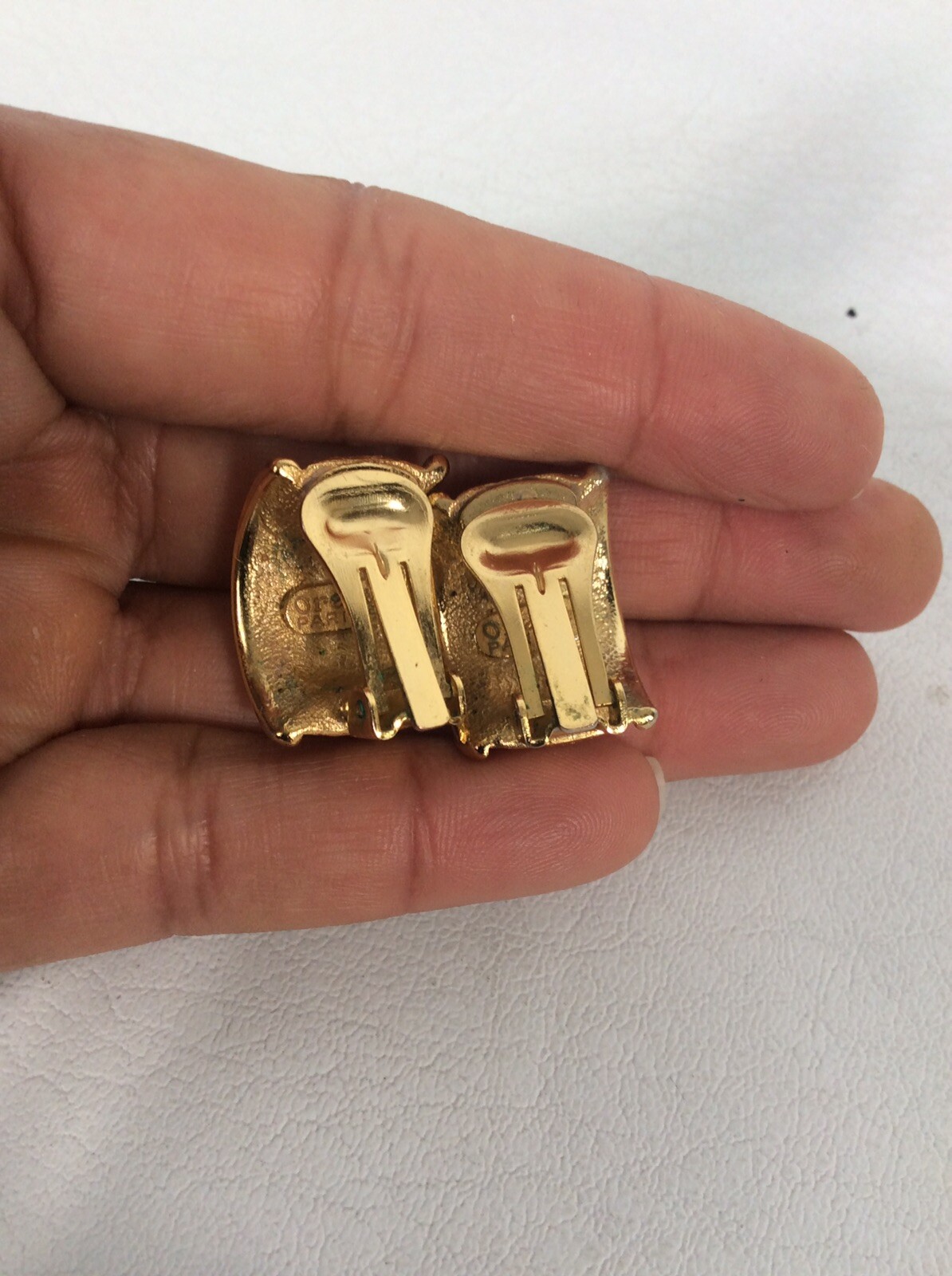 vintage Orena Paris Amber Gripoix gold tone Hoop clip earrings
