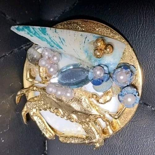 Unique Crab Earrings And Brooch Set Blue White Gold-tone Clip-On Earrings