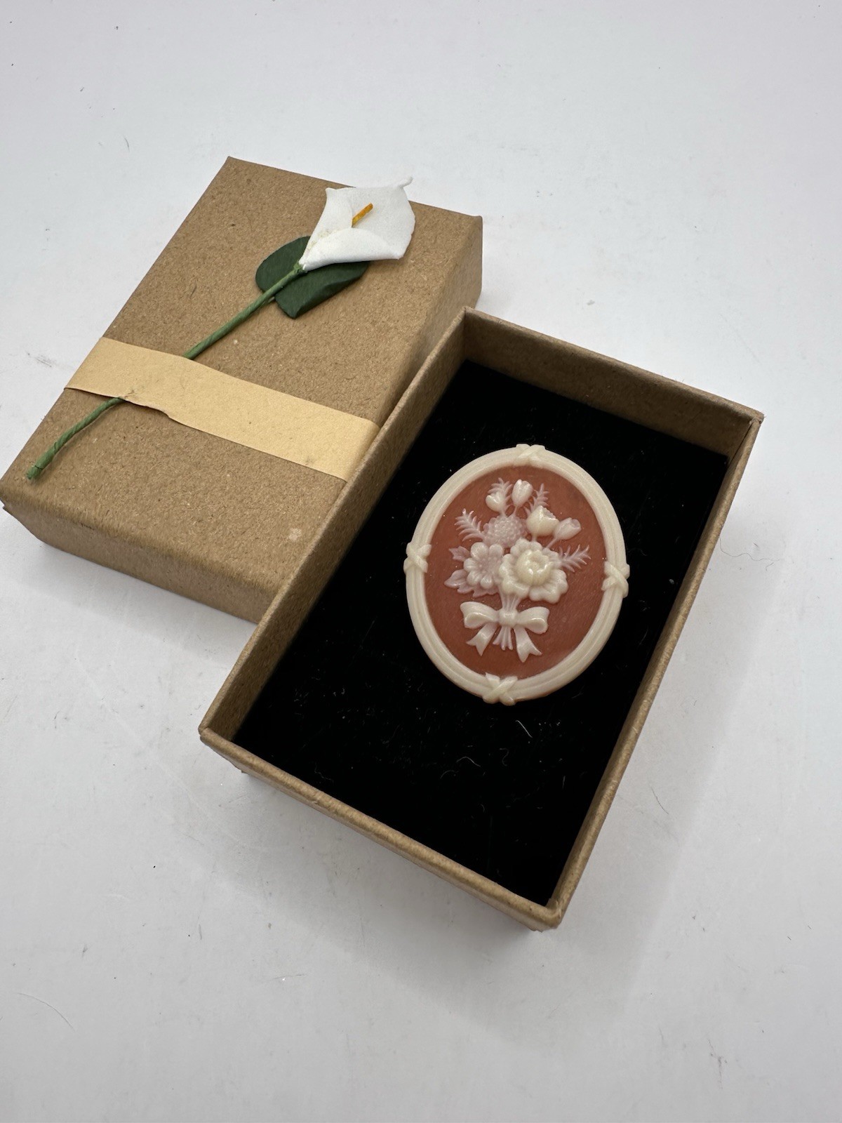 Vintage Avon Floral Resin Cameo Brooch Oval Bouquet Design 1980s in gift box