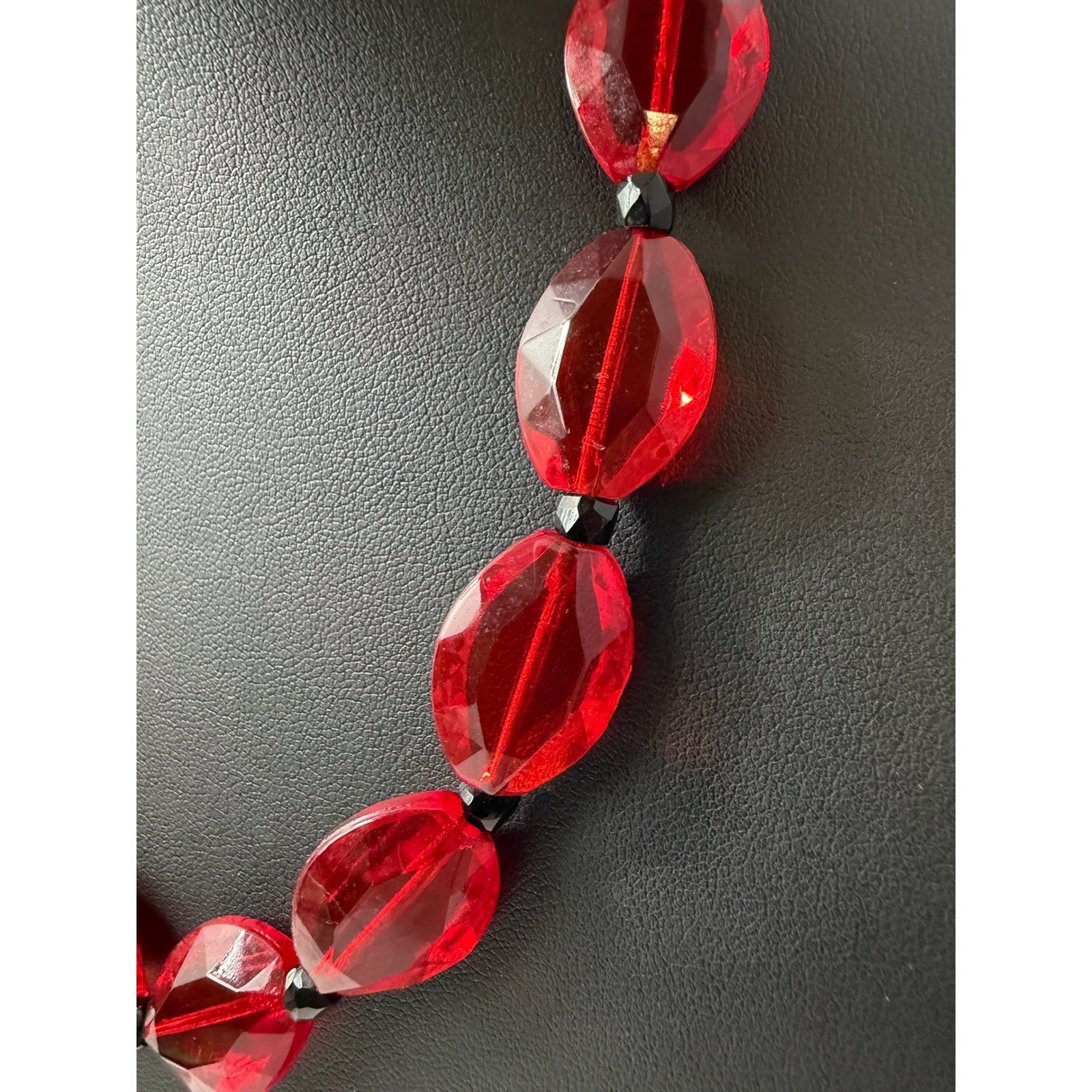 Vintage Glass Bead Necklace Red Black Faceted Oval Statement