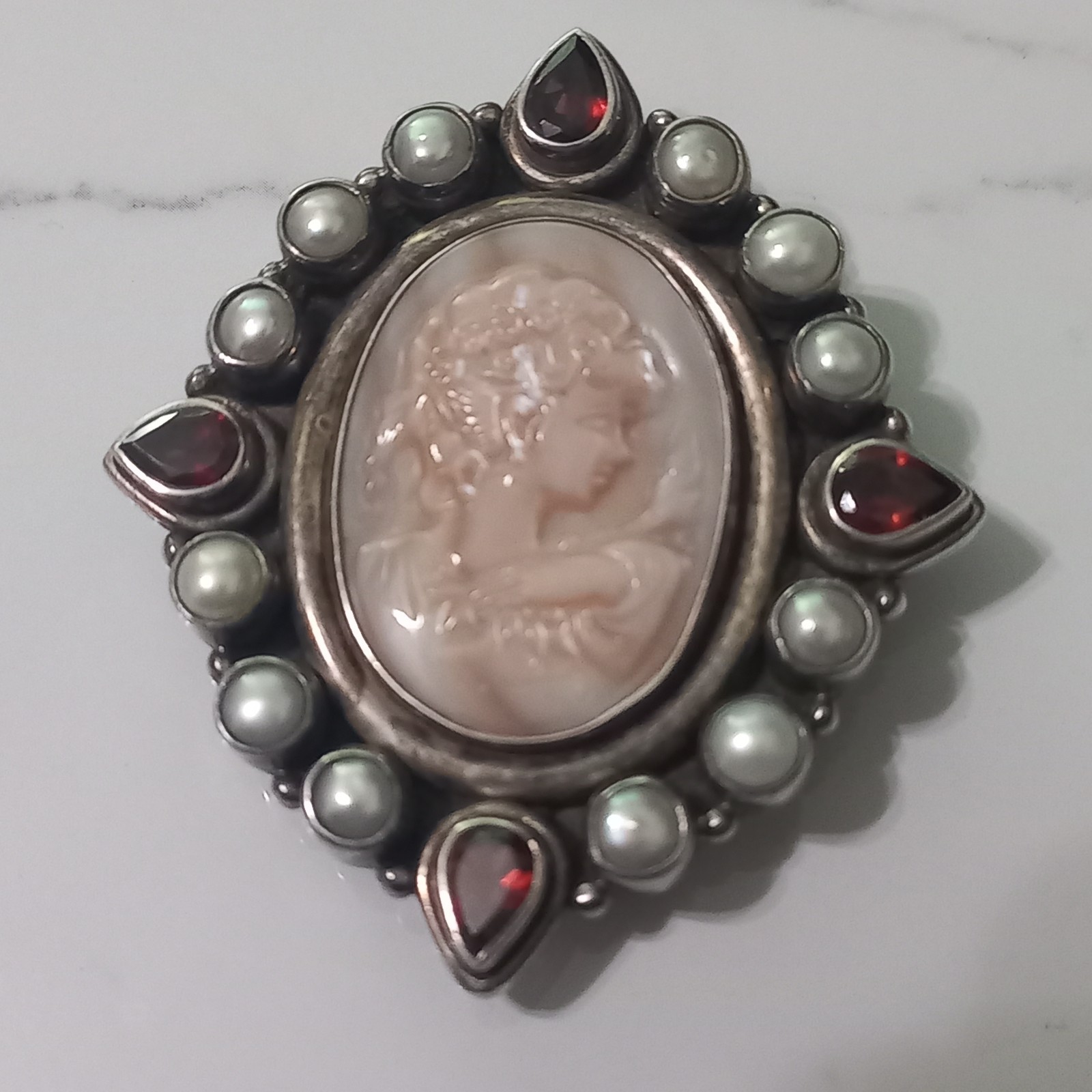 Vintage Sterling Silver Shell Cameo Brooch Pendant Natural Garnet Cultured Pearl