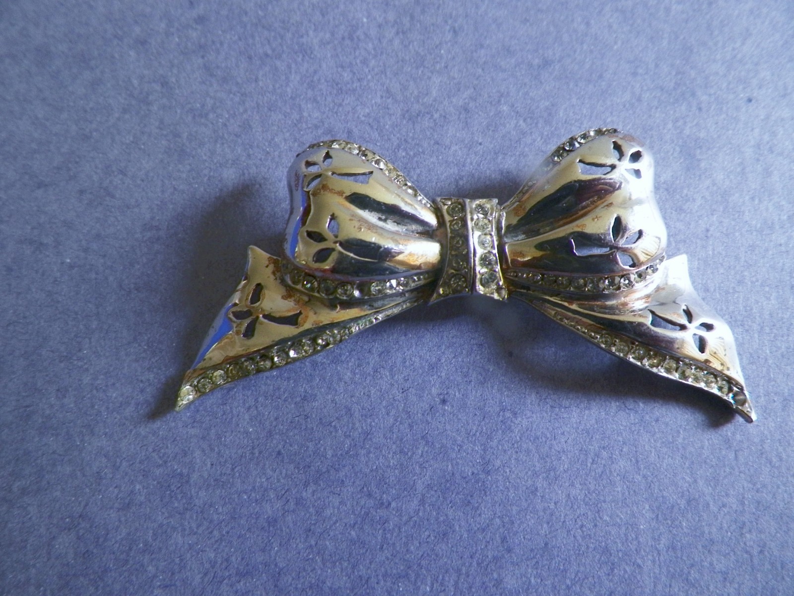 Vintage Sterling Silver Ribbon Bow Pin Brooch w/ Clear Rhinestones 40s