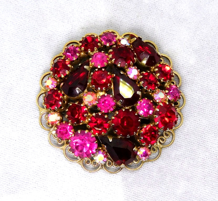Vintage Red and Fuchsia Pink Prong Set Rhinestones Scalloped Frame Brooch Pin