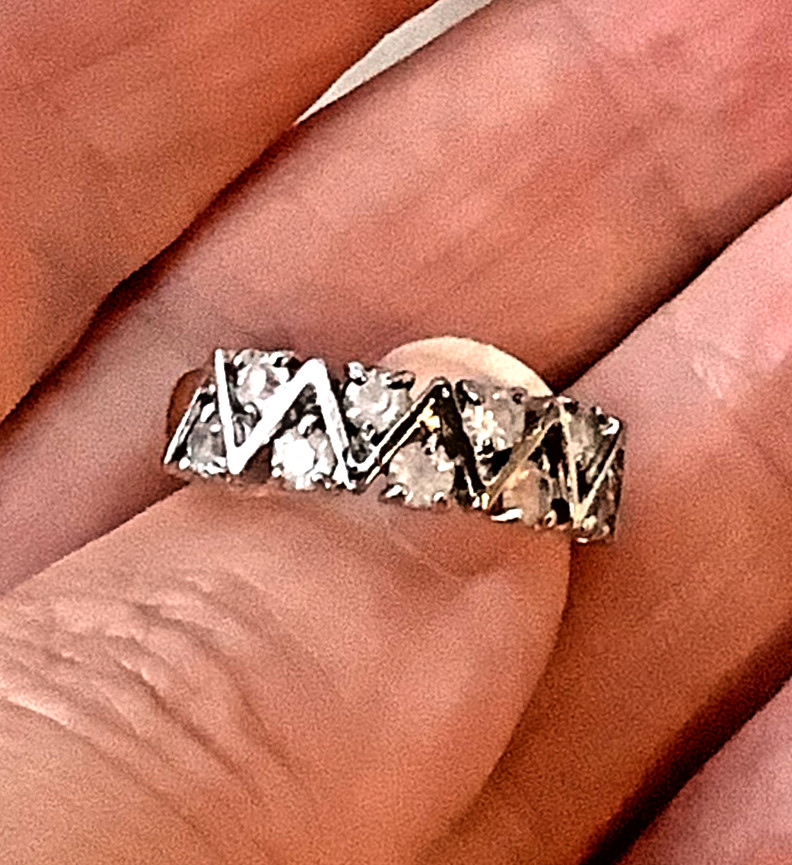 Vintage Ring 14K Gold Plated Rhinestone Triangle Round Cut Wedding Band Sz 7.25