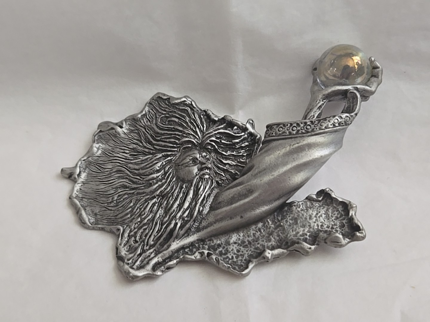 Artifacts JJ wizard brooch crystal ball, 3 D, large size, signed,