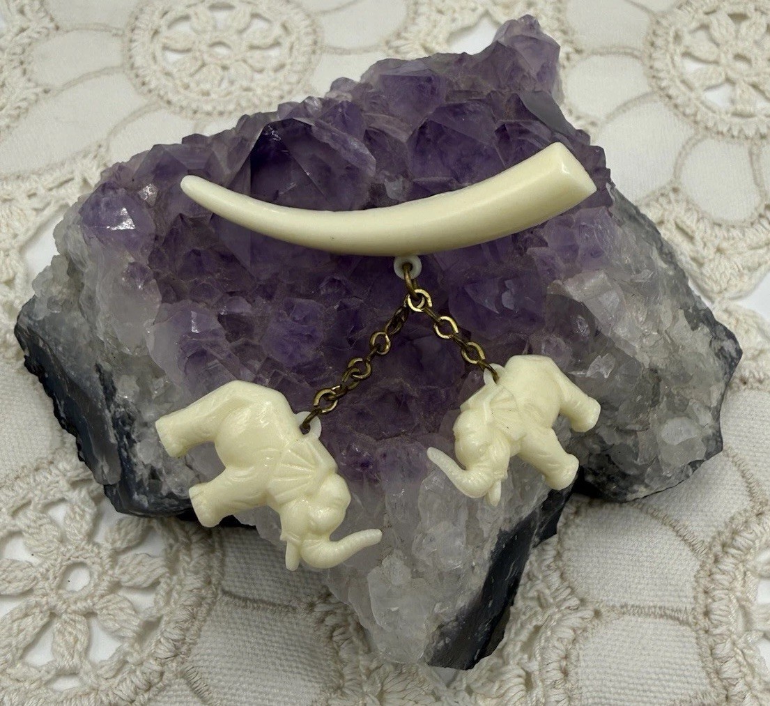 Celluloid Elephants Brooch White Vintage Pin Souvenir Collectible Animal Jewelry