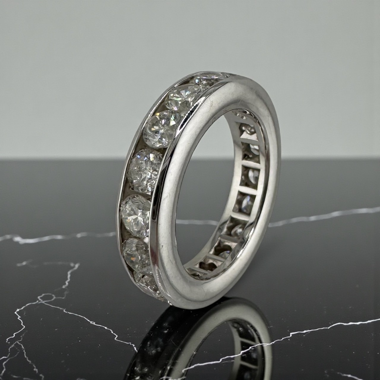 Vintage 14K White Gold Diamond Channel Eternity Band 2.70ctw Size 3.75 5.29g