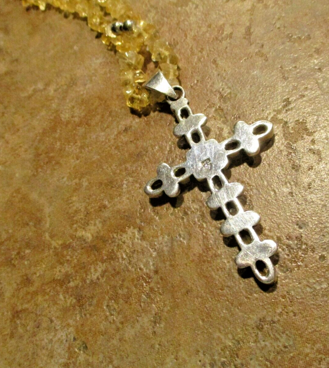 17″- 18″ FINE Vintage Southwestern Design Sterling Silver CITRINE Cross Necklace