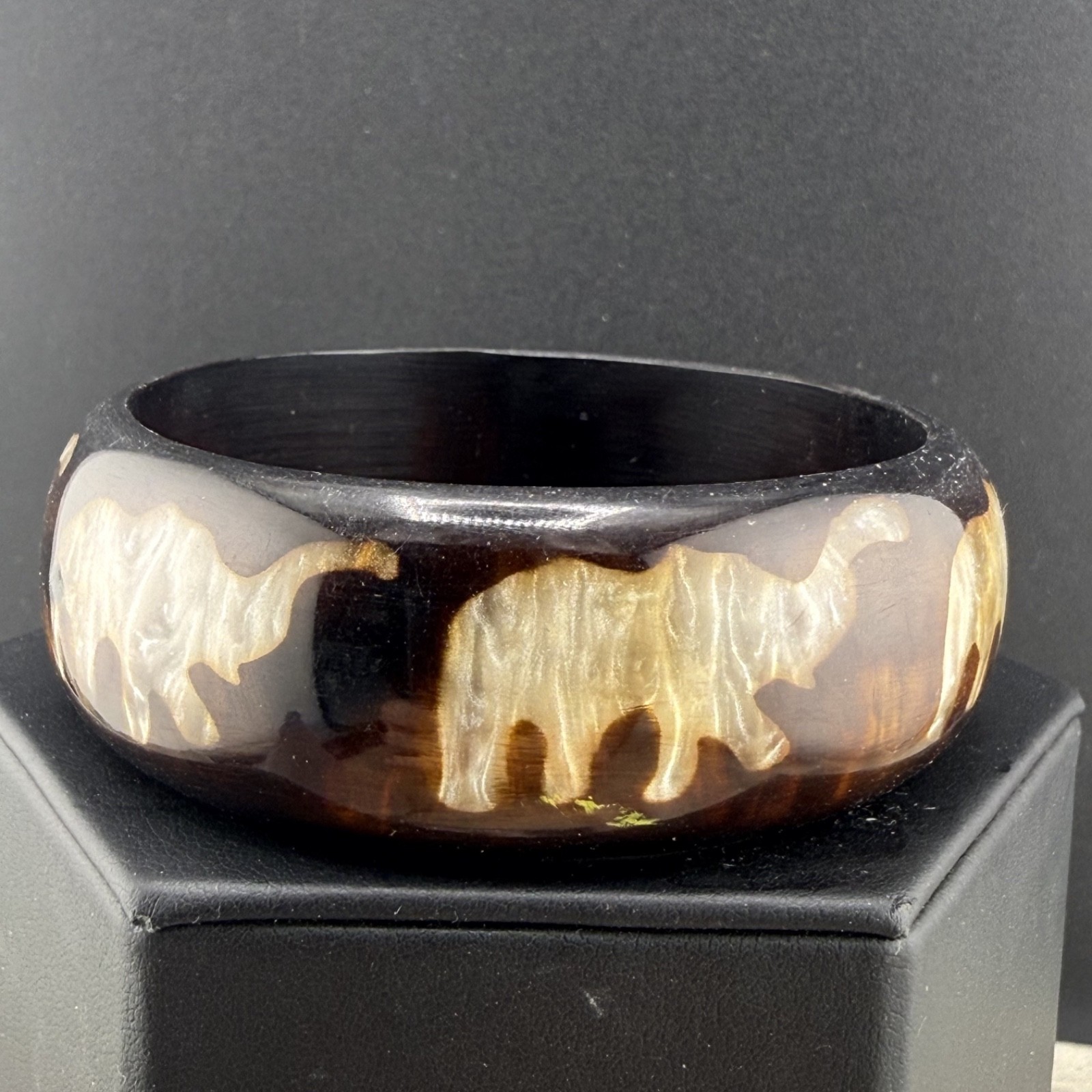 Vintage Bangle Bracelet Elephant Acrylic Jungle Safari 8.5”
