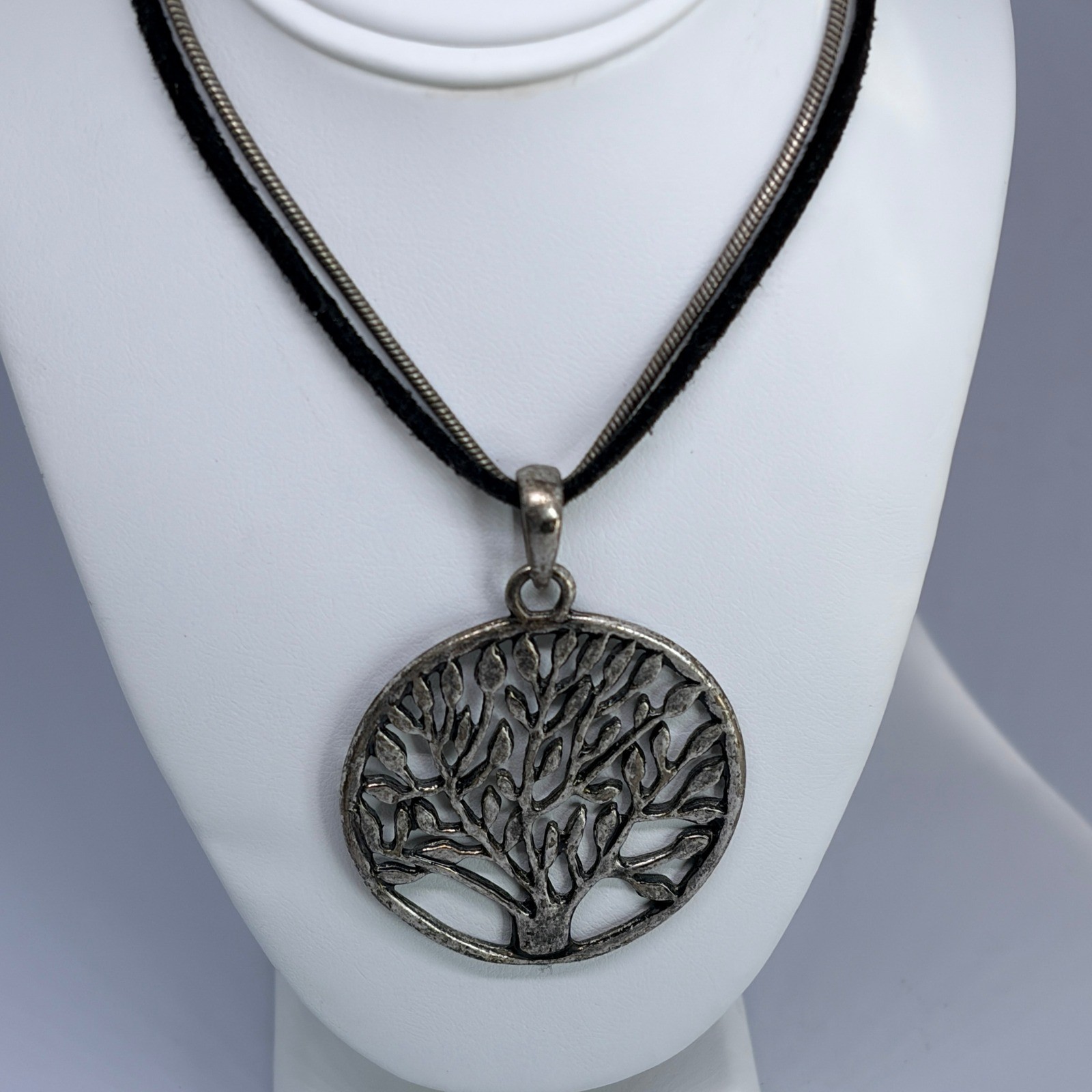 Vintage Necklace Vintage Tree of Life Silver Tone Pewter Boho Nature 18″ Earthy