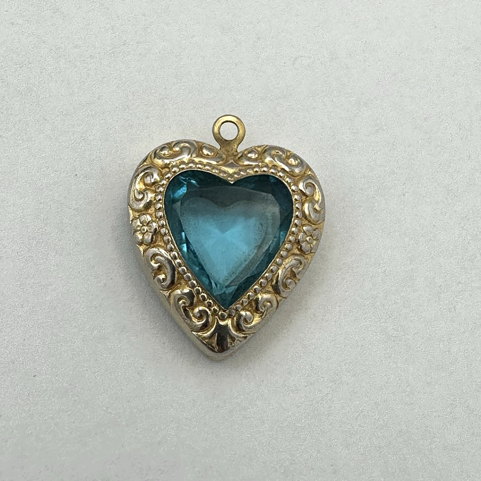 VTG Gold Tone Heart Pendant Teal Blue Faceted Glass Victorian Revival Charm 1″