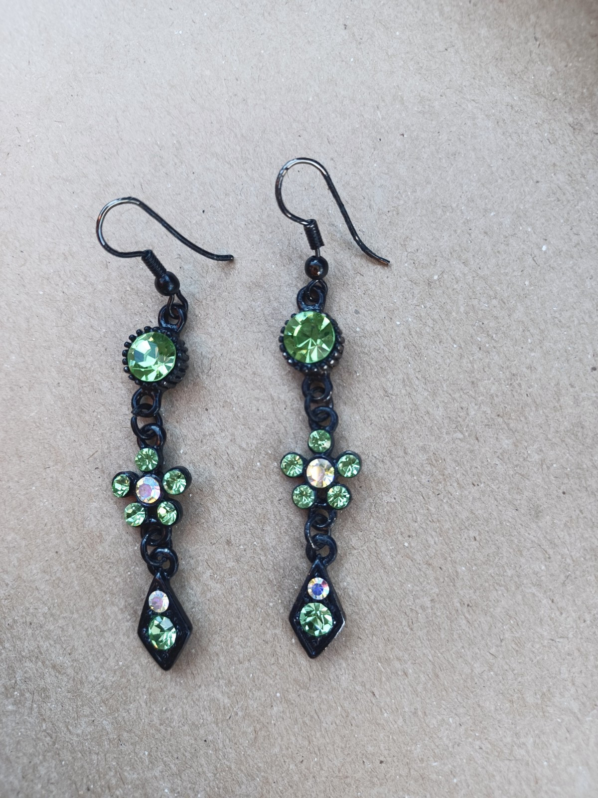 Vintage 90’s Y2K 2000’s Retro Green Rhinestone Long Floral Earrings Black Enamel