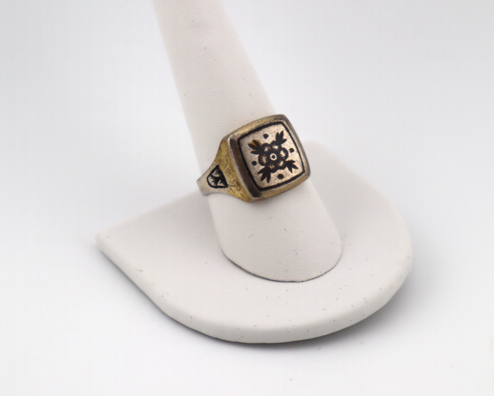Vintage Soviet 875 Silver Niello Kubachi Signet Ring – Stamped, Floral – SS007
