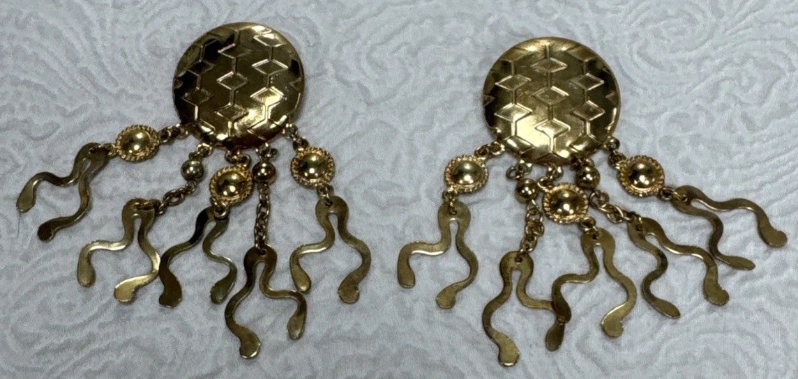 Vintage Gold-Tone Multi-Chain Dangle Artistic Octopus Statement 3.5” Earrings