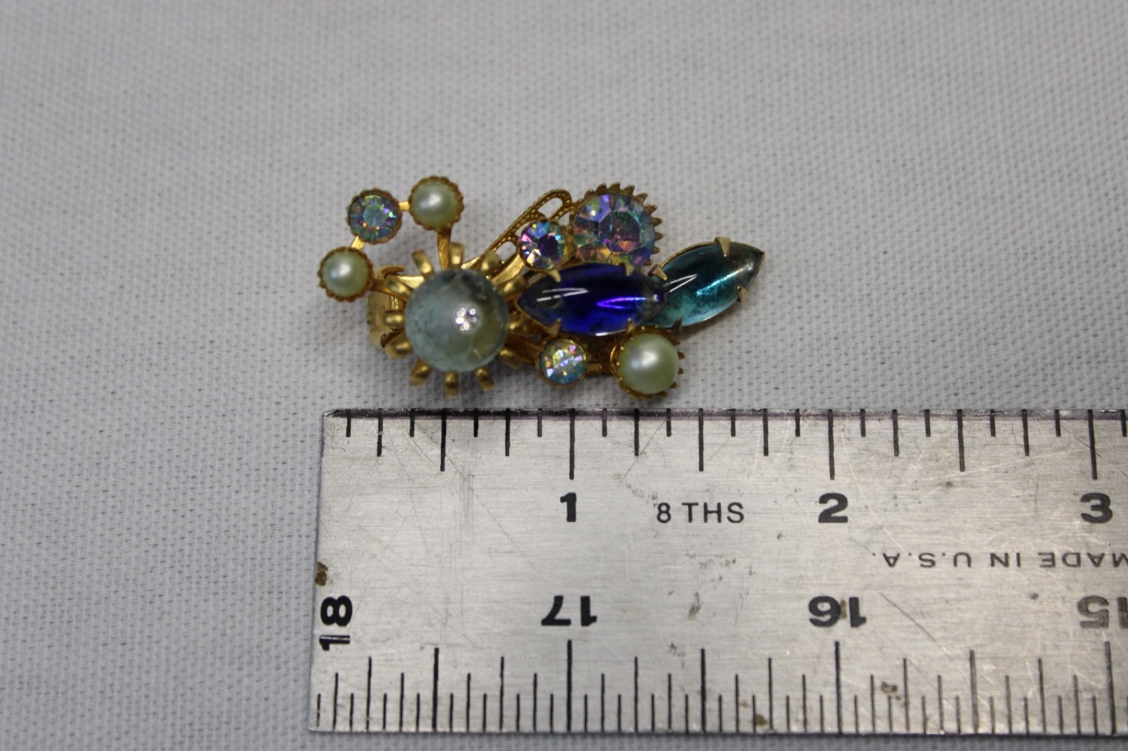 Vintage Rhinestone Faux Pearl Brooch Clip Earrings Set Blue AB Gold Tone Retro