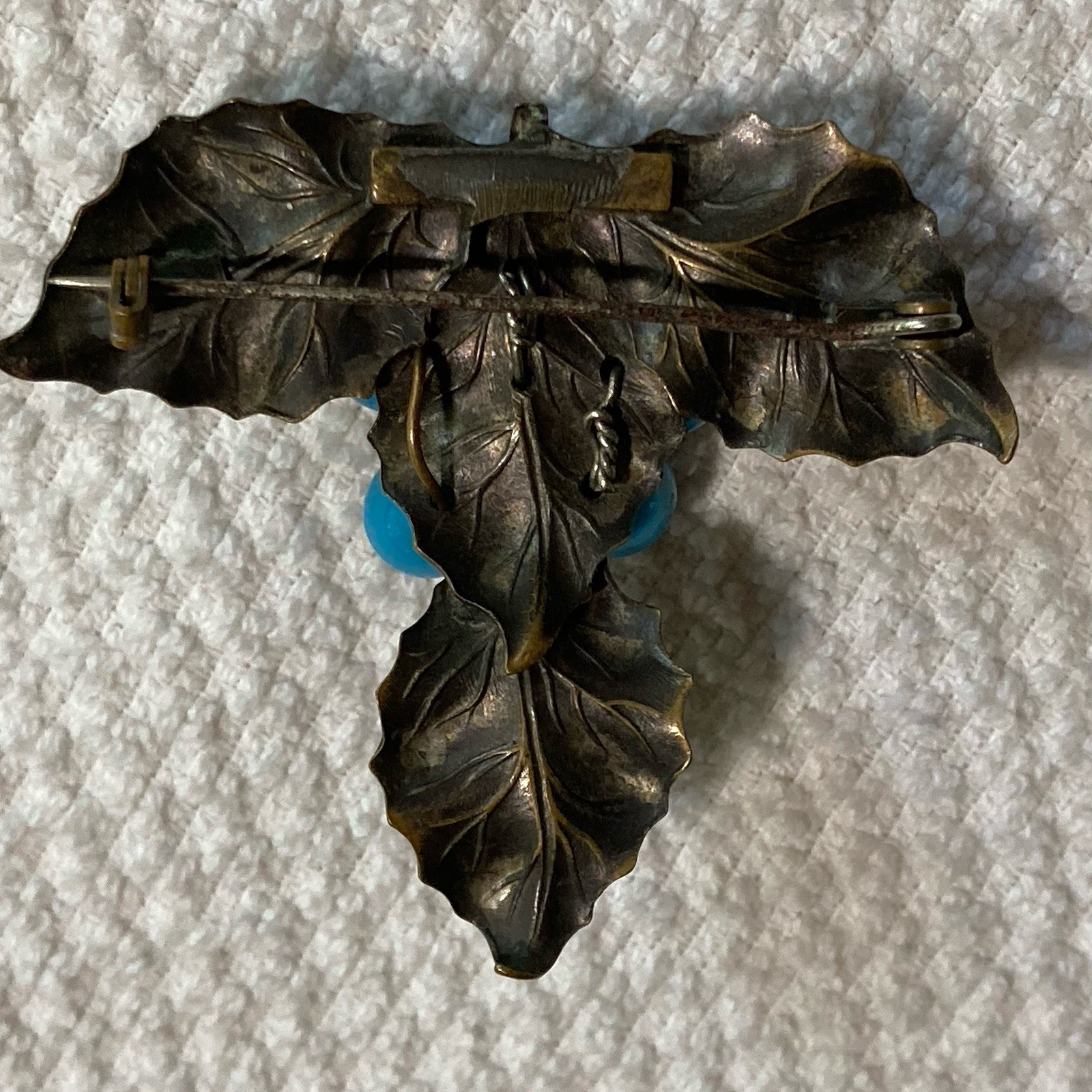 Early Miriam Haskel Unsigned Layered Maple Leafs/Wired On Glass Berries Pre 1947