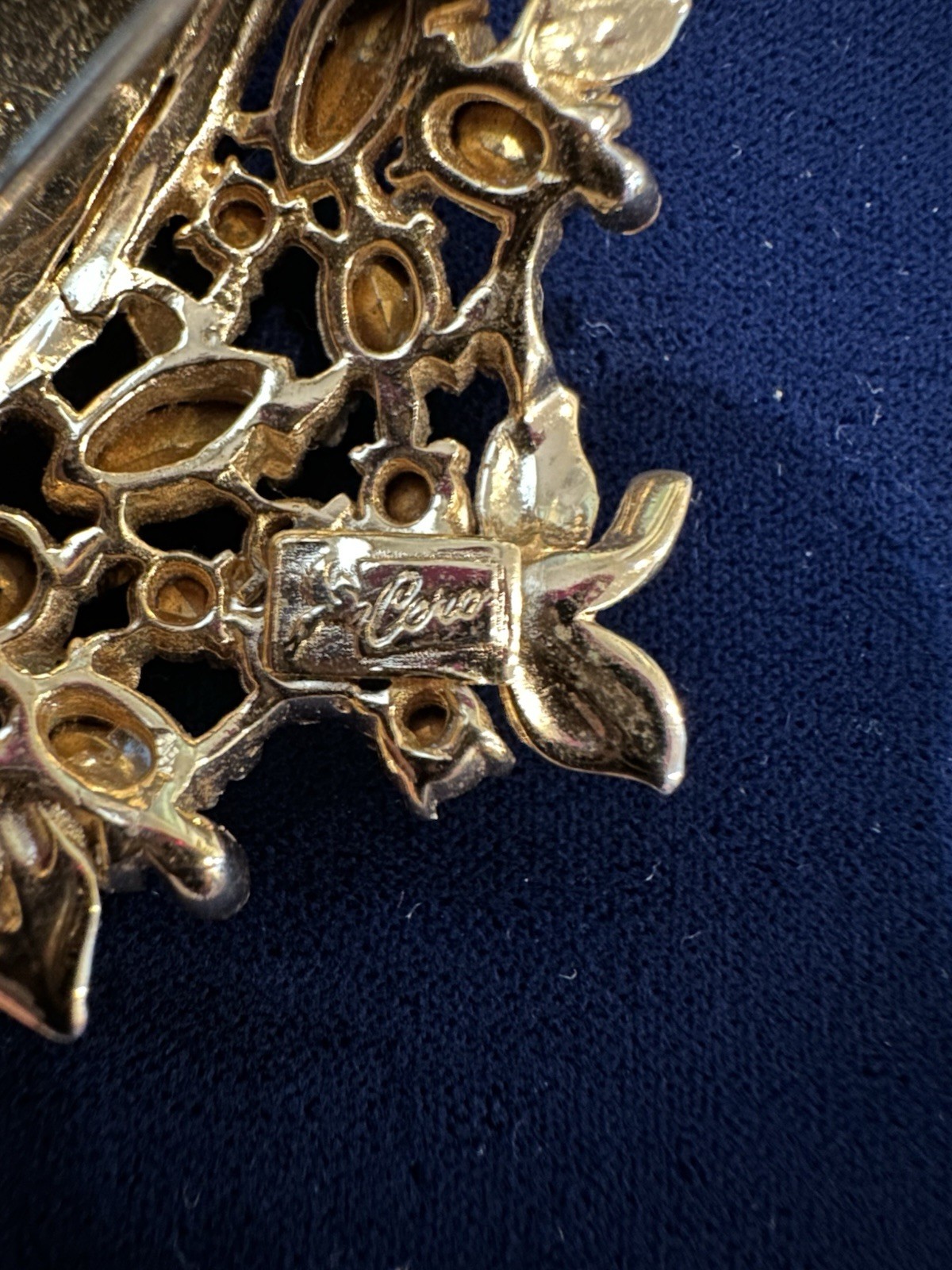 Coro Pegasus Signed Rhinestone Basket Brooch/Pin & Earrings Set Amazing READ