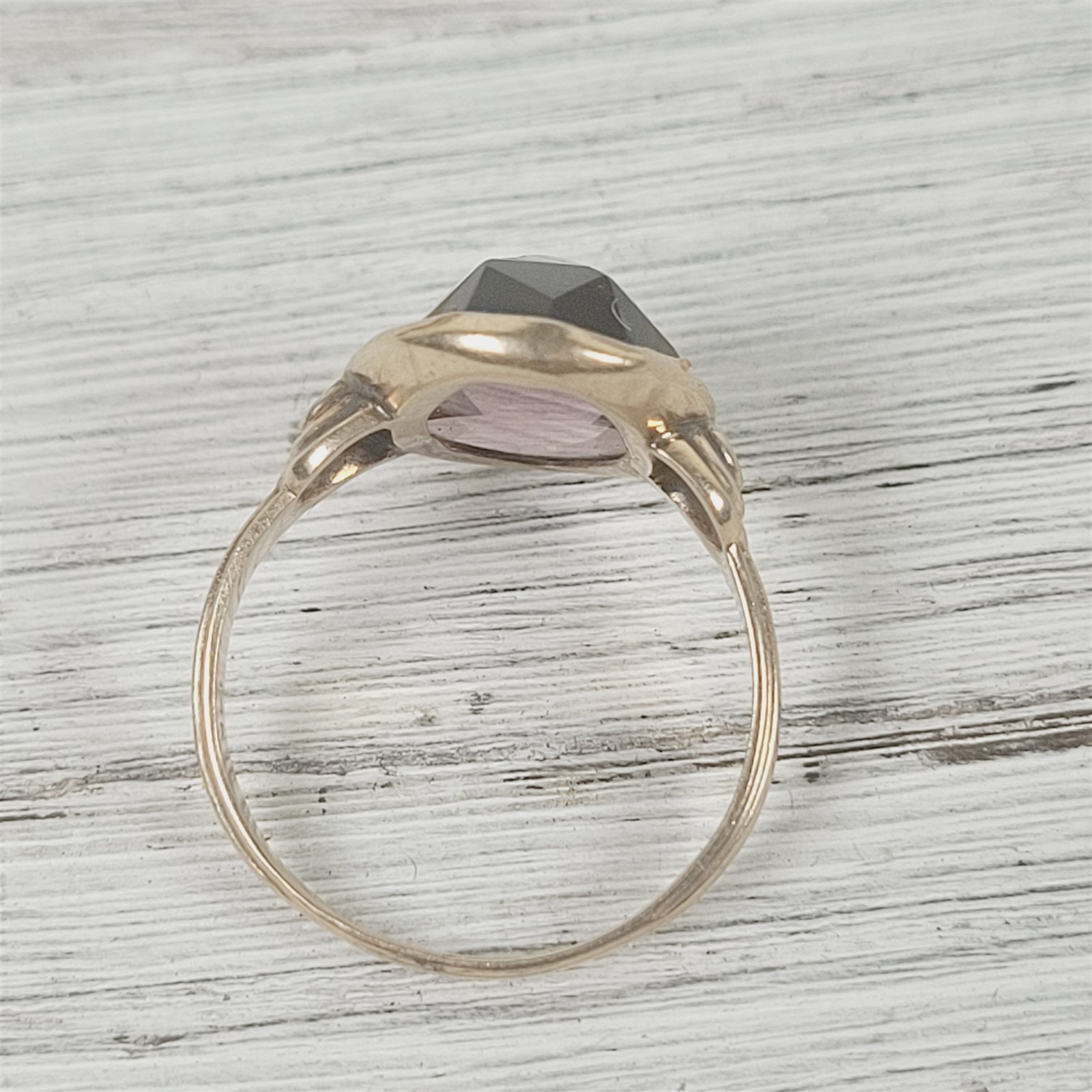 Art Deco Antique 14K Yellow Gold Purple Cushion Cut Ring 6.5 Vintage Luxury